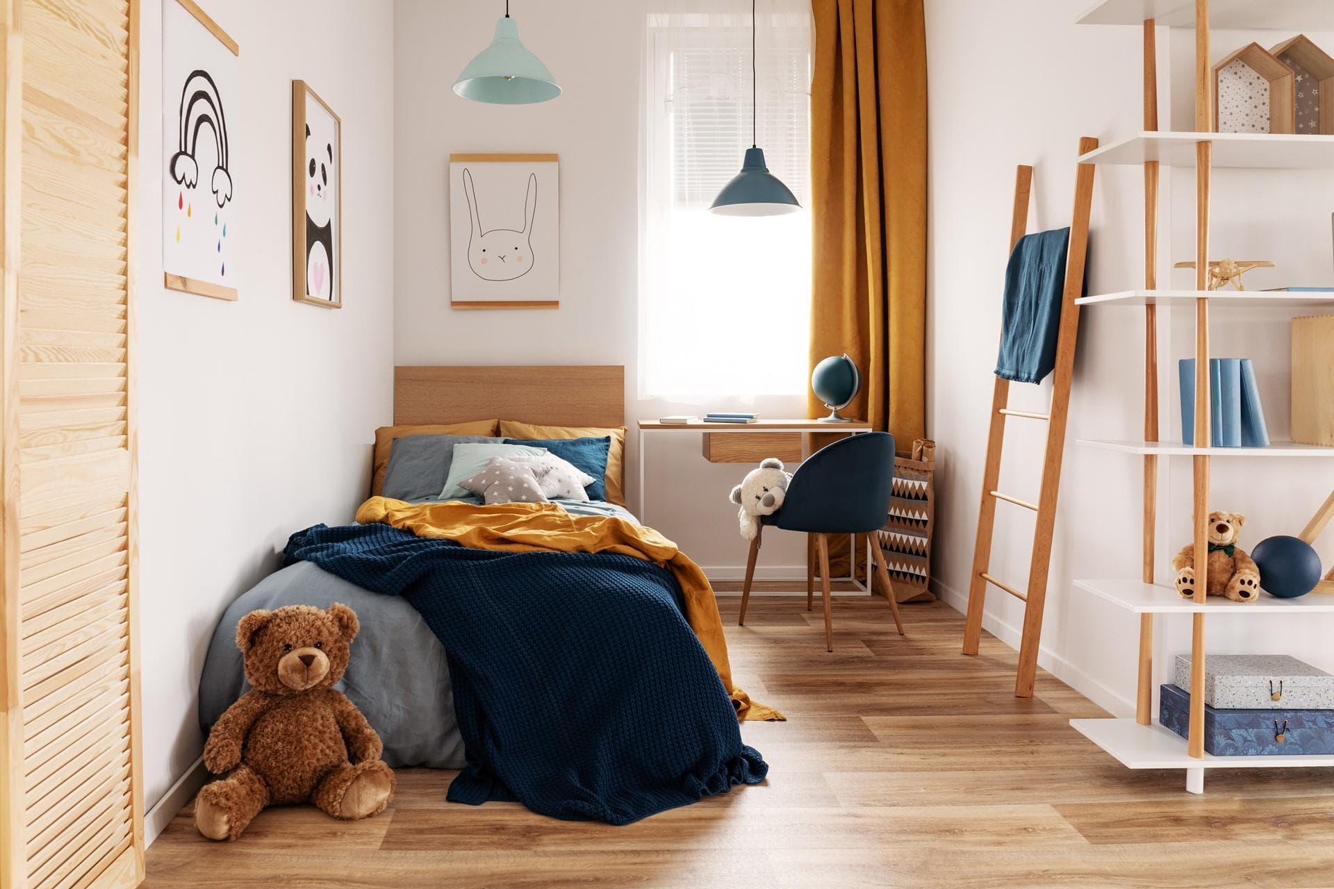 Muebles juveniles en Oroso